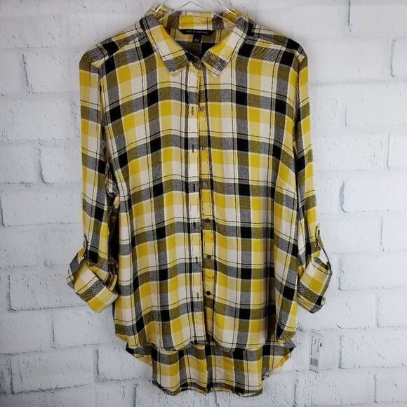 NWT. BRAND NEW Beautiful Zac and Rachel Top. - Picture 8 of 8